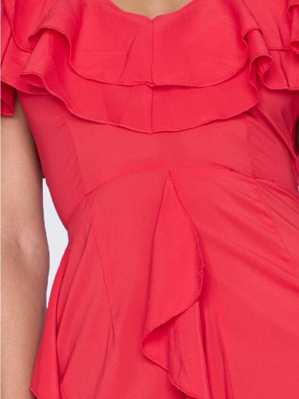 PrettyLittleThing Red Ruffle Maxi Dress - Picture 3 of 10